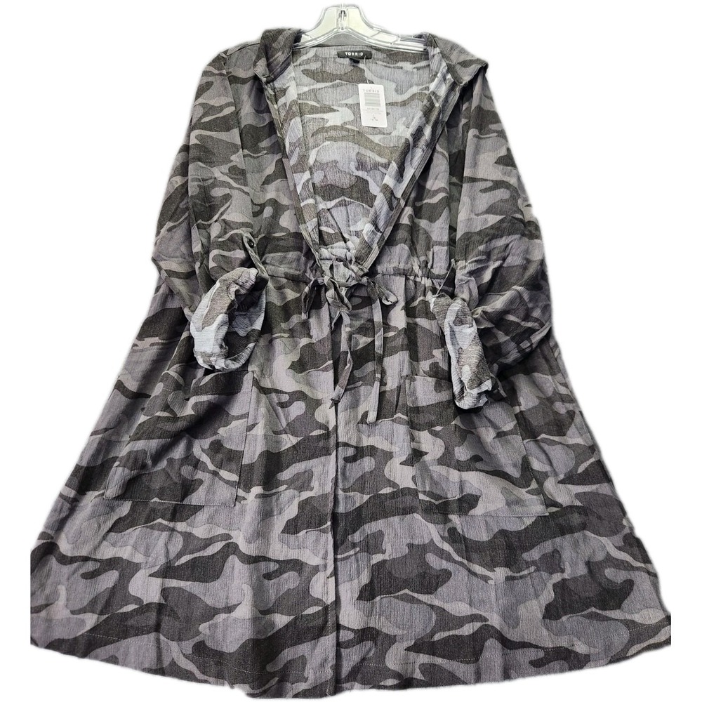 Torrid‎ Plus Size 1X Black Camo Hooded Gauze Kimono Roll Tab Sleeves Grunge NWT